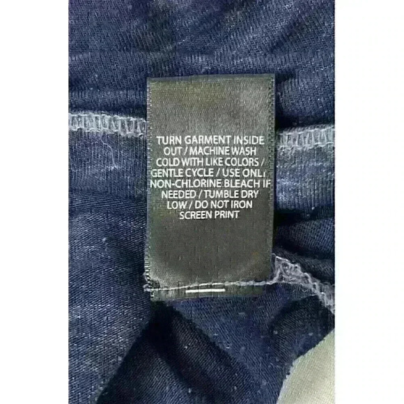 Torrid Womens Size 1 (14/16) Navy Classic Fit Beers and Cheers Football T-Shirt - Picture 8 of 11